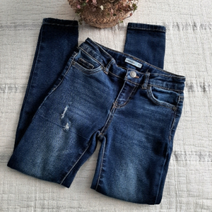 𝅺Urban Kids jeans size 7